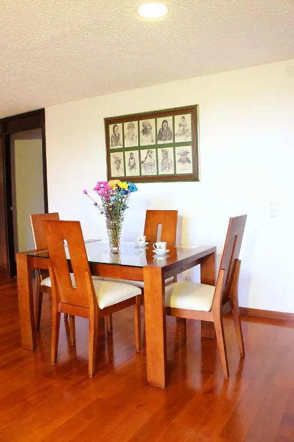 Guest house Habitaciones Privadas En Apartamento Privado Centro Historico Candelaria Bogota